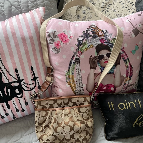 Coach Classic canvas crossbody bag - Picture 3 of 8